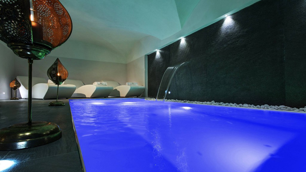 Opera Relax & Wellness Roma-PISCINA-BLU-1